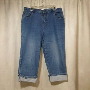 Cj Banks stretch crop Jean's size 16W.